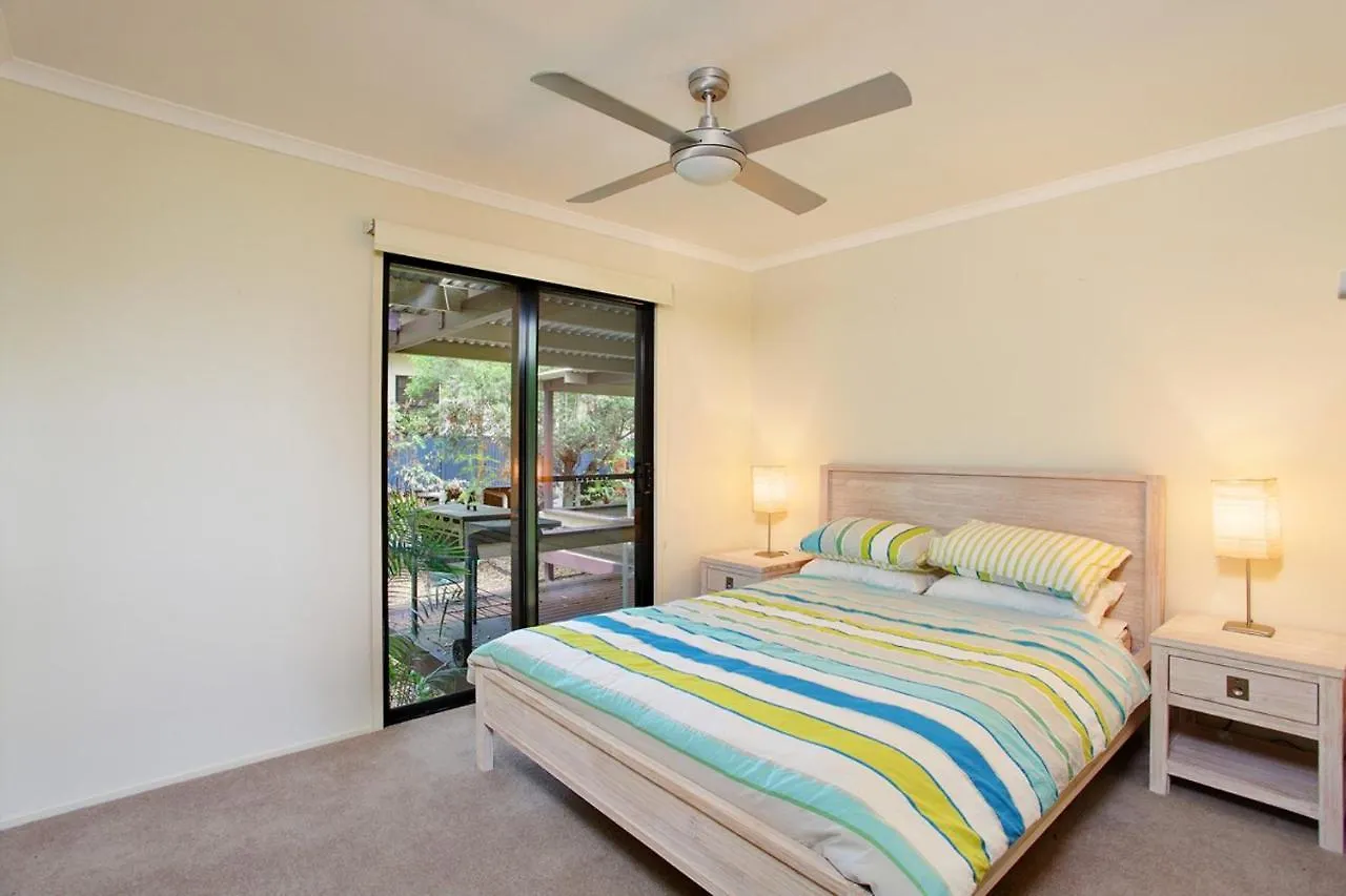 6 Orania Court Rainbow Shores رينبو بيتش 0*,