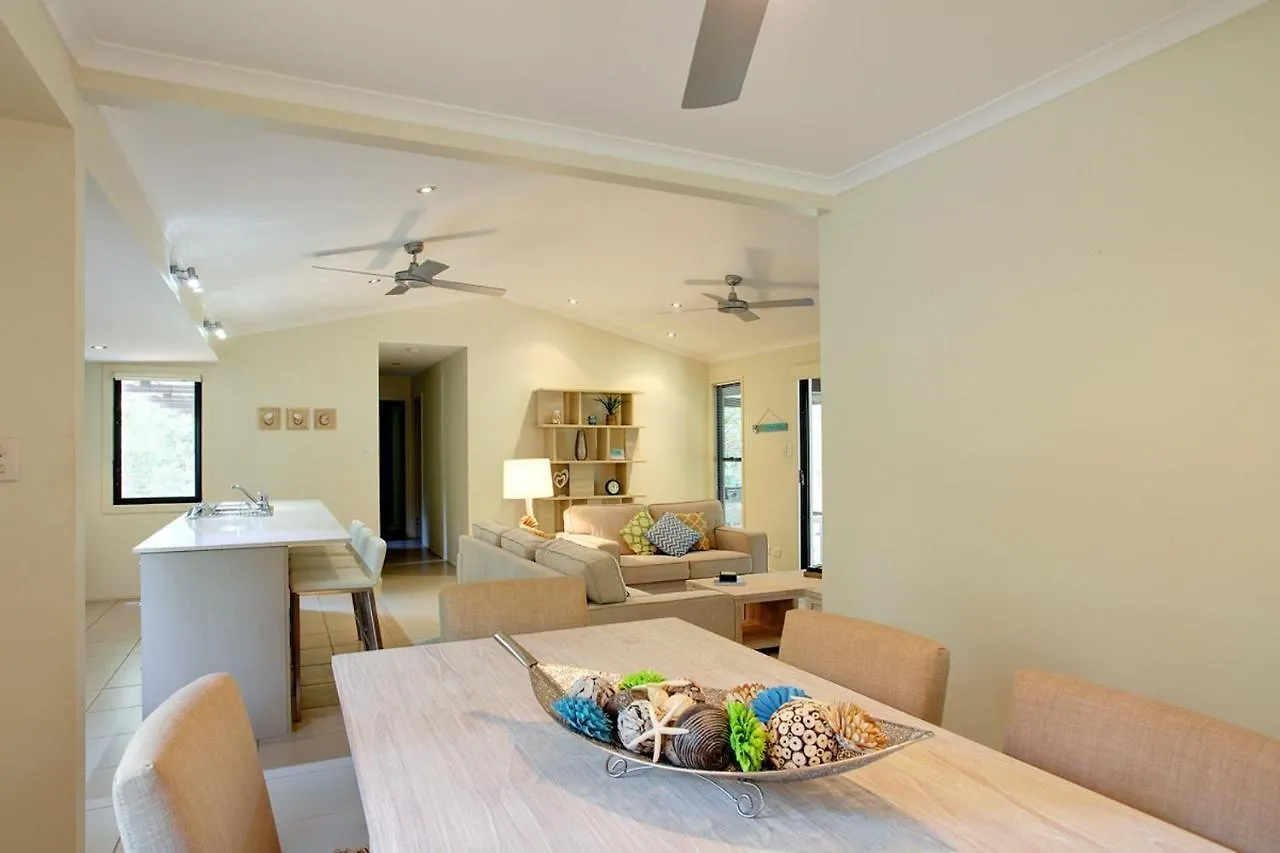 6 Orania Court Rainbow Shores رينبو بيتش بيت للعطل