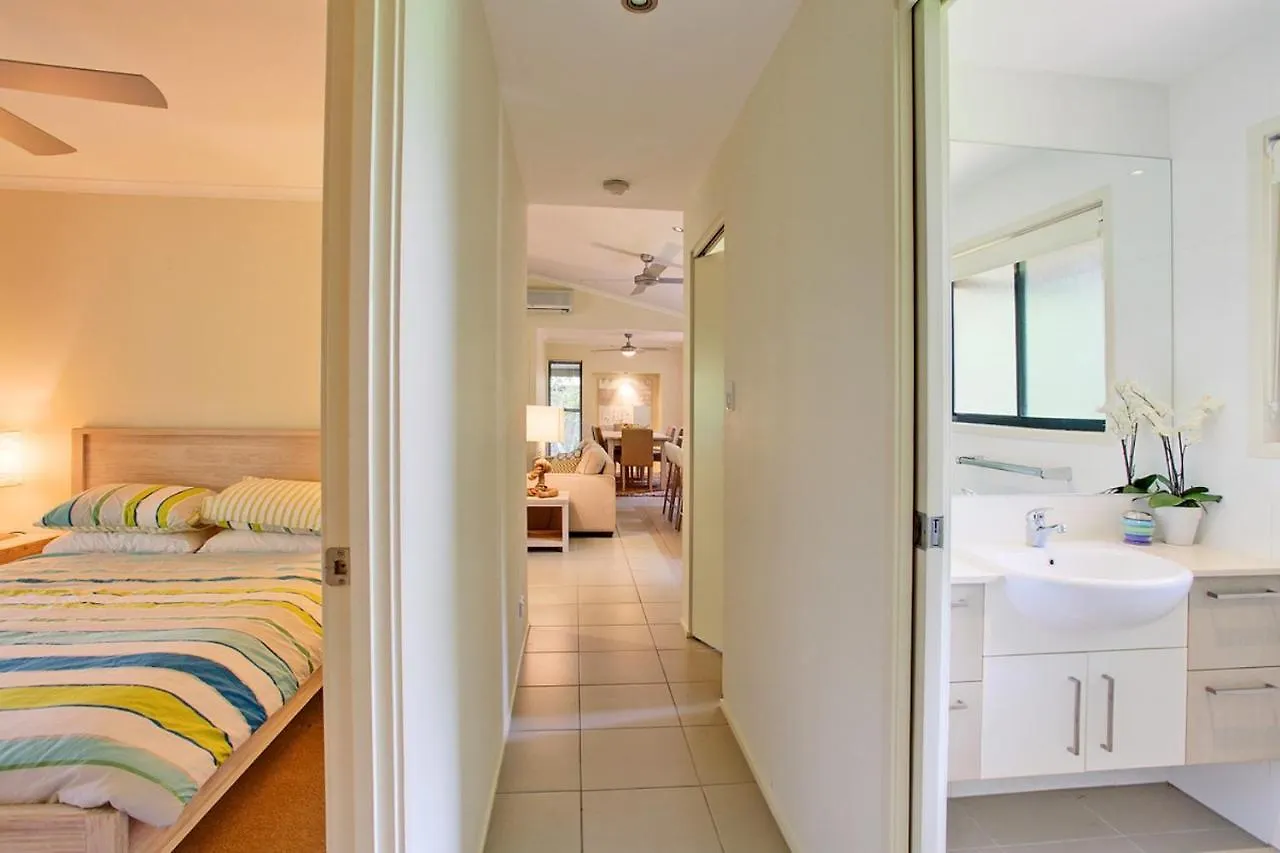 6 Orania Court Rainbow Shores رينبو بيتش بيت للعطل